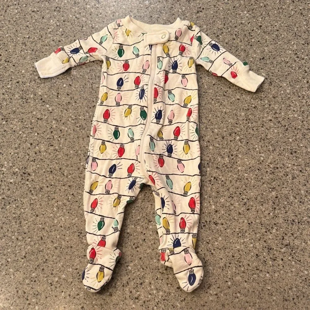 HANNA ANDERSSON Bright Bulbs Christmas Lights Zipper Pajamas